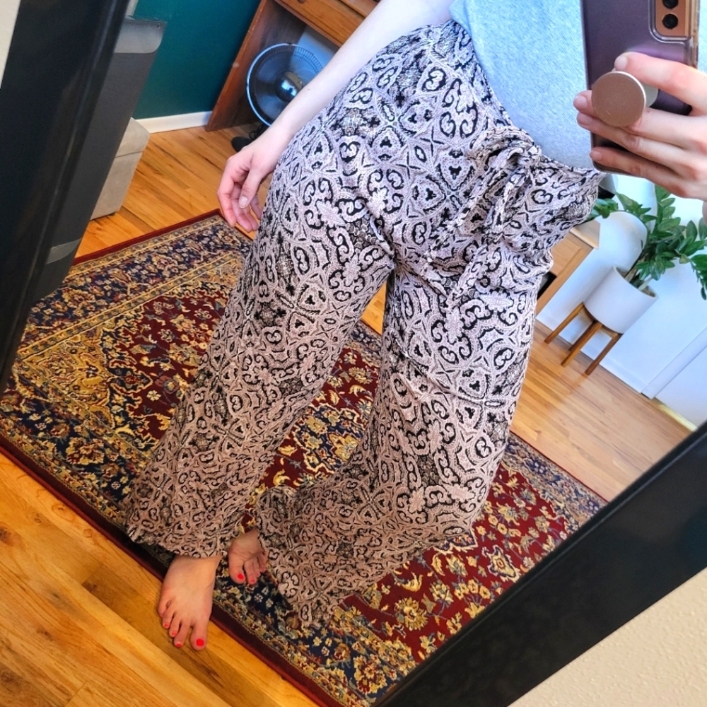 ASTR flowy Beach pants